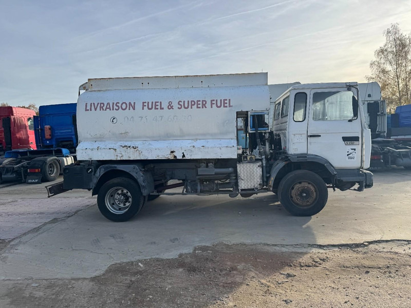 Renault S 150 SUSPENSION LAMES / 7000 L / POMPE & BOITE MANUELLE / CAMION FRANCAIS!!!) - Камион цистерна: снимка 4 Renault S 150 SUSPENSION LAMES / 7000 L / POMPE & BOITE MANUELLE / CAMION FRANCAIS!!!) - Камион цистерна: снимка 4