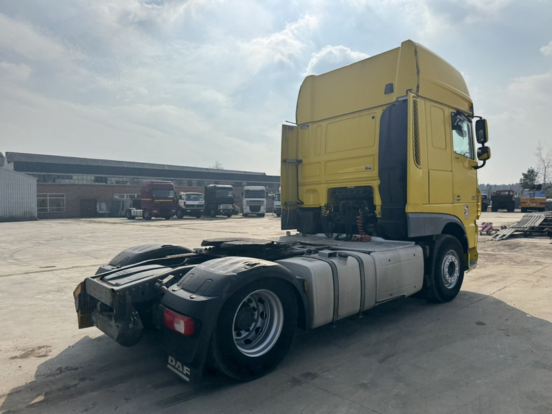DAF 106 XF 460 Super Space Cab (MANUAL GEARBOX / BOITE MANUELLE / EURO 6) - Влекач: снимка 5 DAF 106 XF 460 Super Space Cab (MANUAL GEARBOX / BOITE MANUELLE / EURO 6) - Влекач: снимка 5