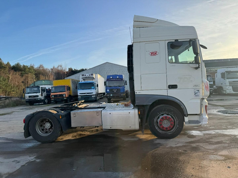 DAF XF 460 (BELGIAN TRUCK IN GOOD CONDITION / CAMION BELGE EN BON ETAT / 993.000km) - Влекач: снимка 4 DAF XF 460 (BELGIAN TRUCK IN GOOD CONDITION / CAMION BELGE EN BON ETAT / 993.000km) - Влекач: снимка 4