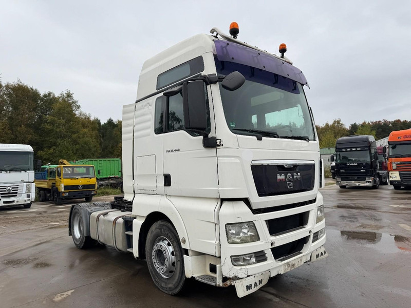 MAN TGX 18.440 (MANUAL GEARBOX / BOITE MANUELLE / PTO / HYDRAULIQUE POUR BENNE) - Влекач: снимка 3 MAN TGX 18.440 (MANUAL GEARBOX / BOITE MANUELLE / PTO / HYDRAULIQUE POUR BENNE) - Влекач: снимка 3