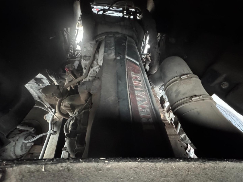 Влекач Renault Premium 450 DXI (VERY NICE CONDITION / TRES BON ETAT): снимка 14 Влекач Renault Premium 450 DXI (VERY NICE CONDITION / TRES BON ETAT): снимка 14