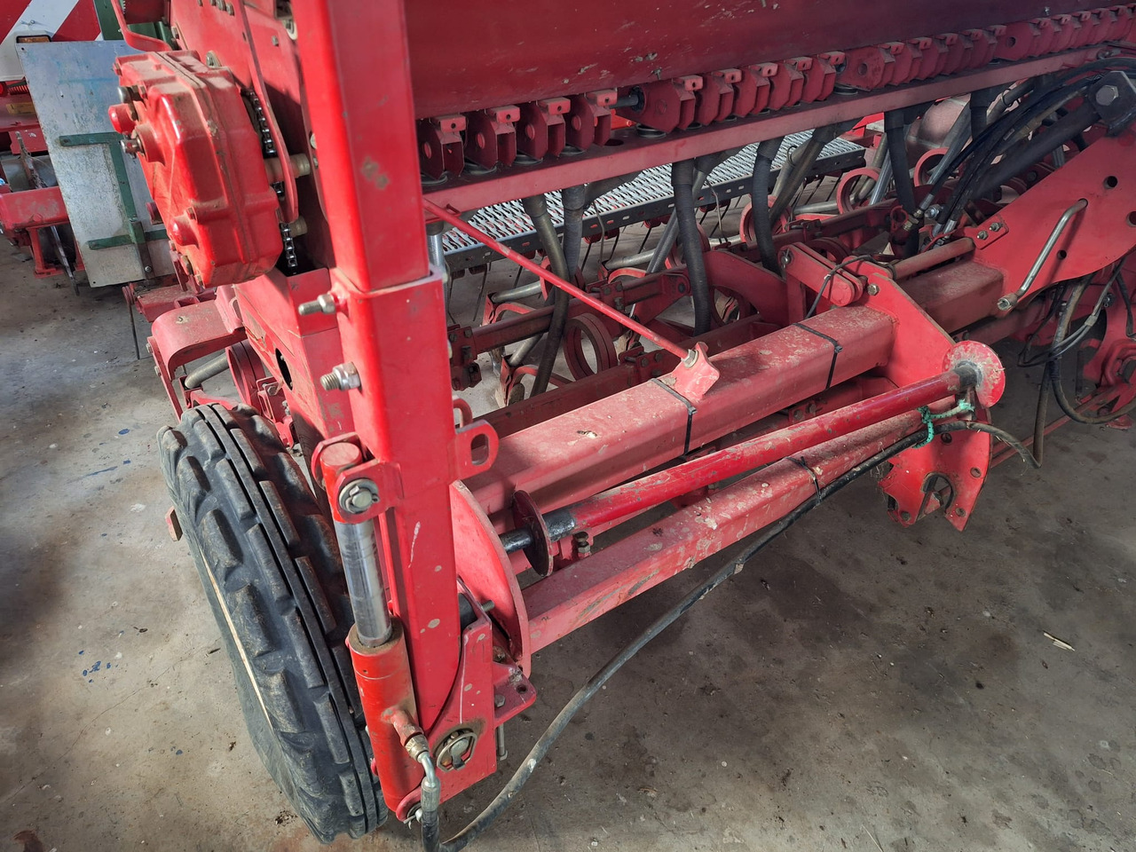 GASPARDO SEMINATRICE S300 - Комбинирана сеялка: снимка 3 GASPARDO SEMINATRICE S300 - Комбинирана сеялка: снимка 3