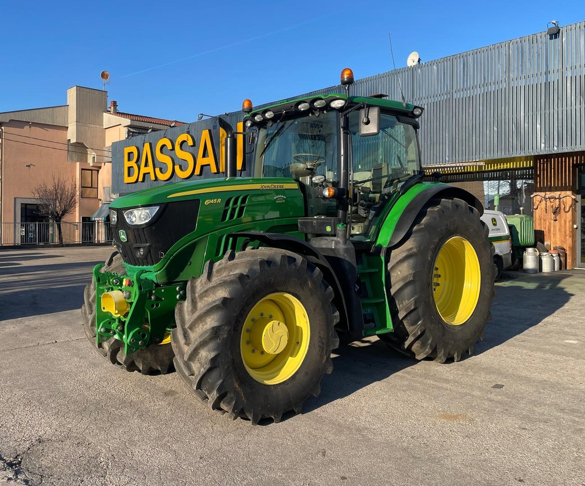 JOHN DEERE 6145 R - Трактор: снимка 1 JOHN DEERE 6145 R - Трактор: снимка 1