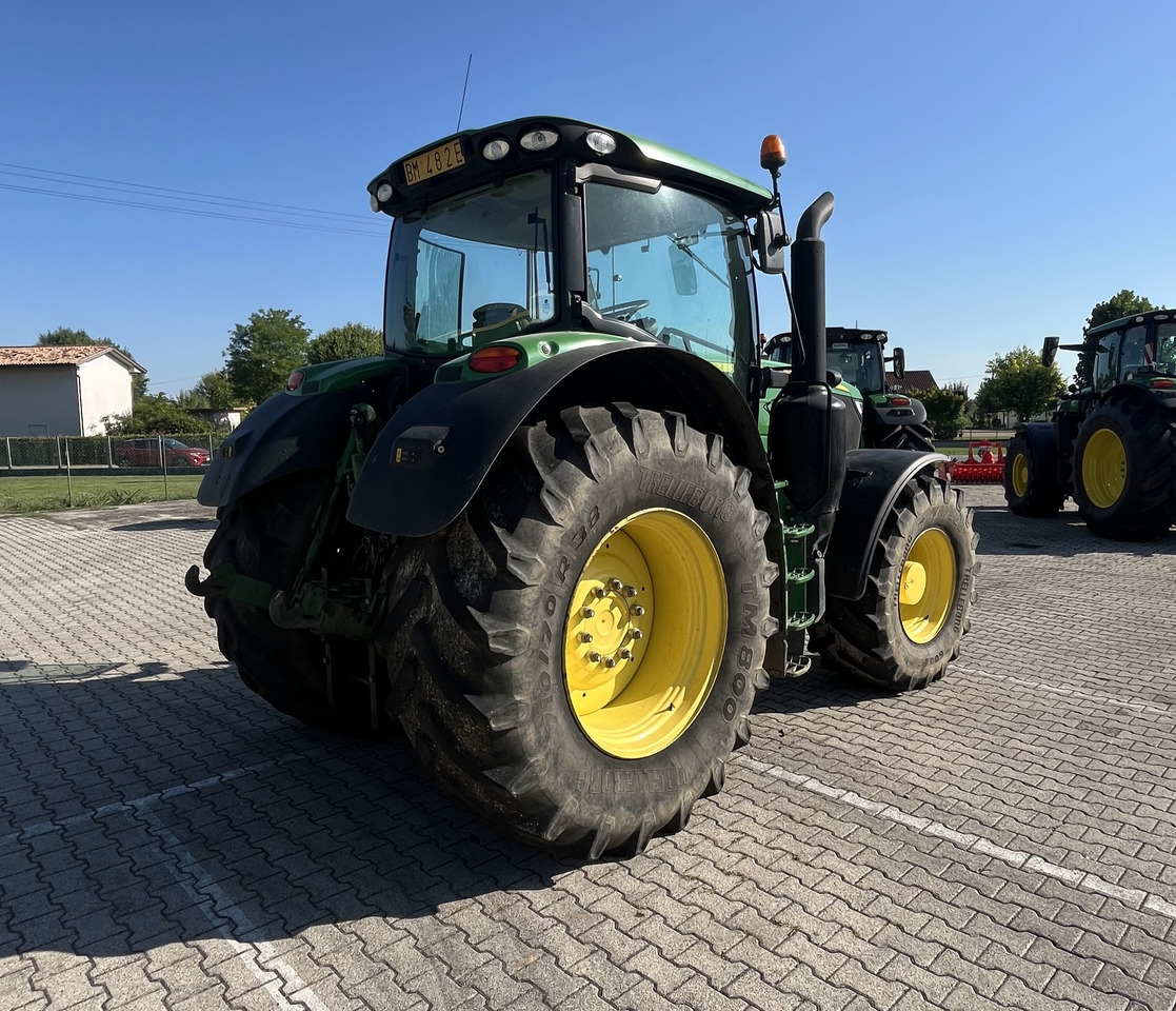 JOHN DEERE 6175 R - Трактор: снимка 4 JOHN DEERE 6175 R - Трактор: снимка 4
