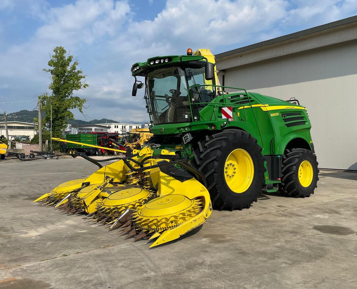 JOHN DEERE TRINCIA 8600i - Силажокомбайн: снимка 1 JOHN DEERE TRINCIA 8600i - Силажокомбайн: снимка 1