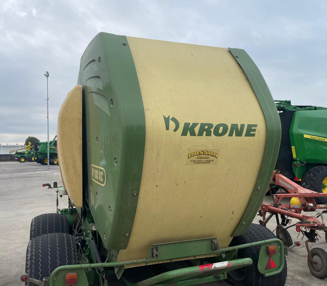 KRONE ROTOPRESSA V 180 XC - Рулонна сламопреса: снимка 2 KRONE ROTOPRESSA V 180 XC - Рулонна сламопреса: снимка 2