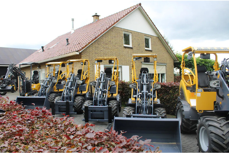 Eurotrac w11 M OOK W12S OP VOORRAAD - Мини верижен товарач: снимка 3 Eurotrac w11 M OOK W12S OP VOORRAAD - Мини верижен товарач: снимка 3