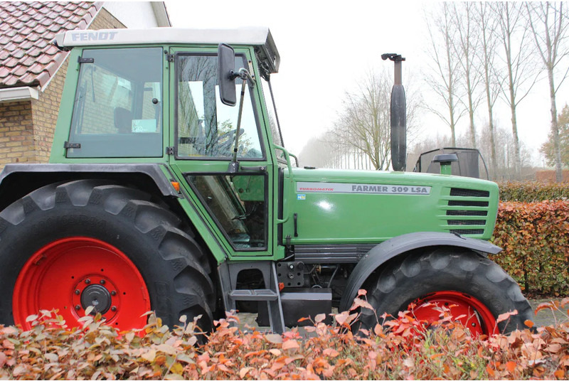 Fendt FARMER 309 LSA Farmer 309 LSA elektrische omkeer - Трактор: снимка 2 Fendt FARMER 309 LSA Farmer 309 LSA elektrische omkeer - Трактор: снимка 2
