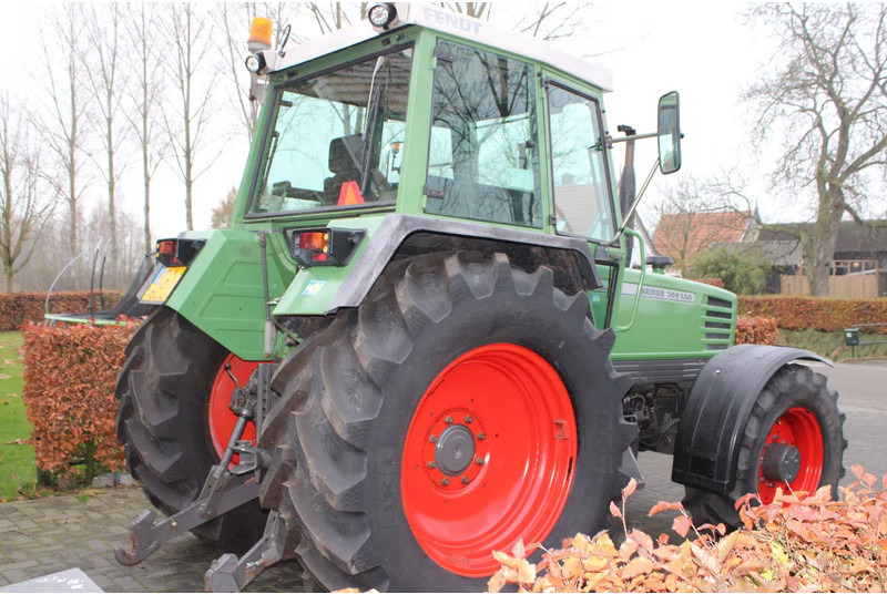 Fendt FARMER 309 LSA Farmer 309 LSA elektrische omkeer - Трактор: снимка 3 Fendt FARMER 309 LSA Farmer 309 LSA elektrische omkeer - Трактор: снимка 3