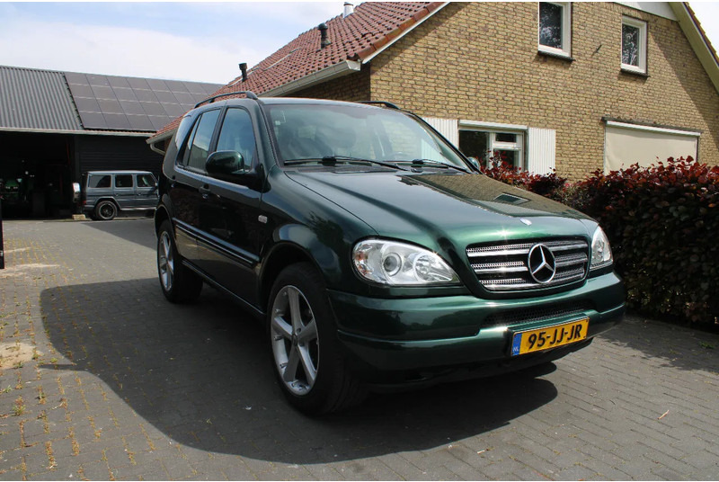 Джип Mercedes-Benz M-Klasse ML 320: снимка 1