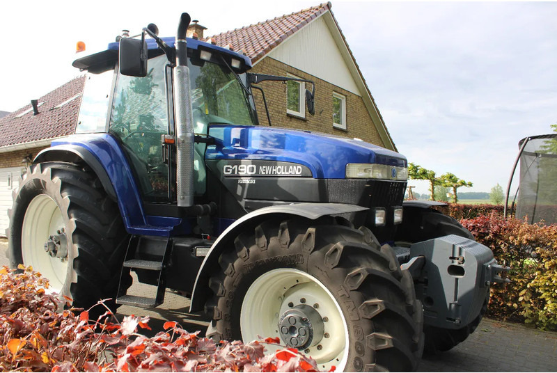 New Holland G 190 - Трактор: снимка 2 New Holland G 190 - Трактор: снимка 2