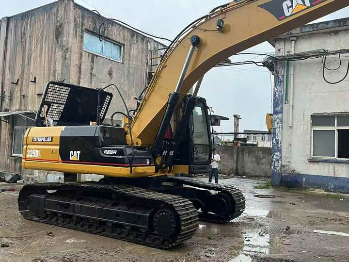 Affordable Used Cat 325BL Excavator | Durable Crawler Machine for Construction & Mining - Верижен багер: снимка 4 Affordable Used Cat 325BL Excavator | Durable Crawler Machine for Construction & Mining - Верижен багер: снимка 4