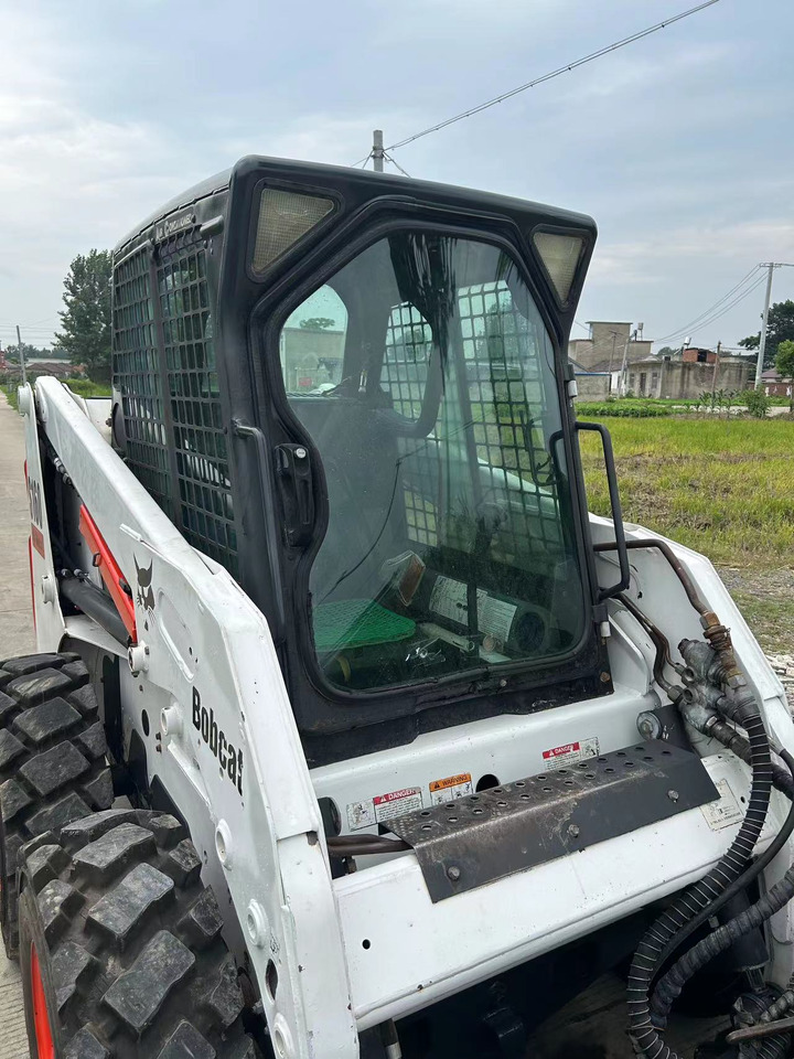 BOBCAT S160 - Мини челен товарач: снимка 2 BOBCAT S160 - Мини челен товарач: снимка 2