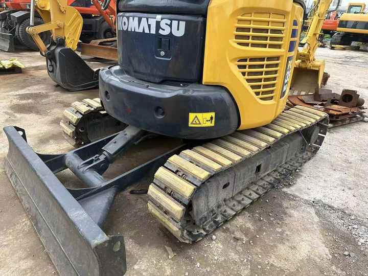 Best Quality Komatsu PC35mr Used Mini Excavator Earth-moving Machinery in Good Condition - Верижен багер: снимка 4 Best Quality Komatsu PC35mr Used Mini Excavator Earth-moving Machinery in Good Condition - Верижен багер: снимка 4