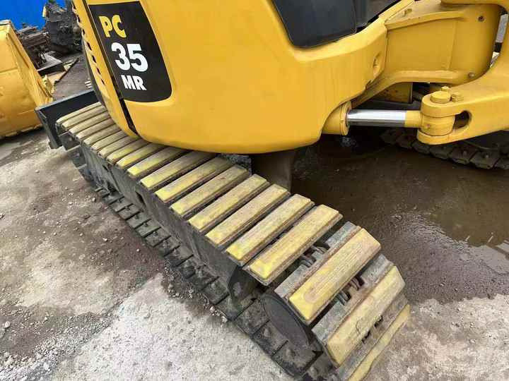 Best Quality Komatsu PC35mr Used Mini Excavator Earth-moving Machinery in Good Performance - Верижен багер: снимка 5 Best Quality Komatsu PC35mr Used Mini Excavator Earth-moving Machinery in Good Performance - Верижен багер: снимка 5
