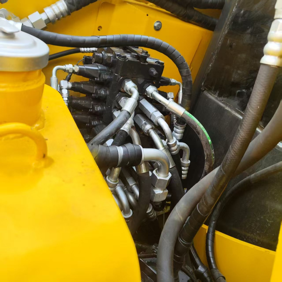 Мини багер CATERPILLAR 303.5e [ Copy ] [ Copy ] [ Copy ] [ Copy ] [ Copy ] [ Copy ] [ Copy ] [ Copy ]: снимка 14