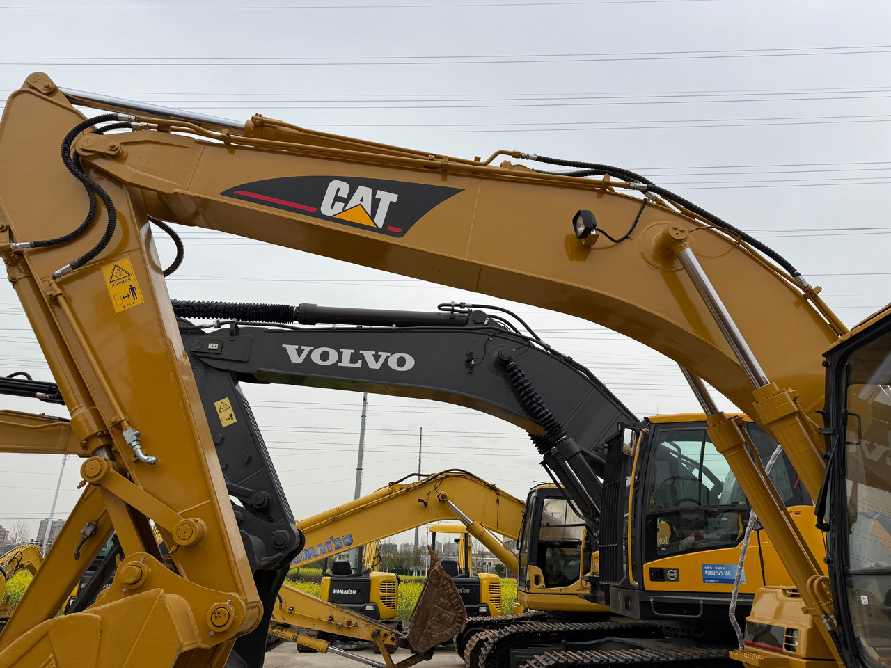 CATERPILLAR 320B - Верижен багер: снимка 1 CATERPILLAR 320B - Верижен багер: снимка 1