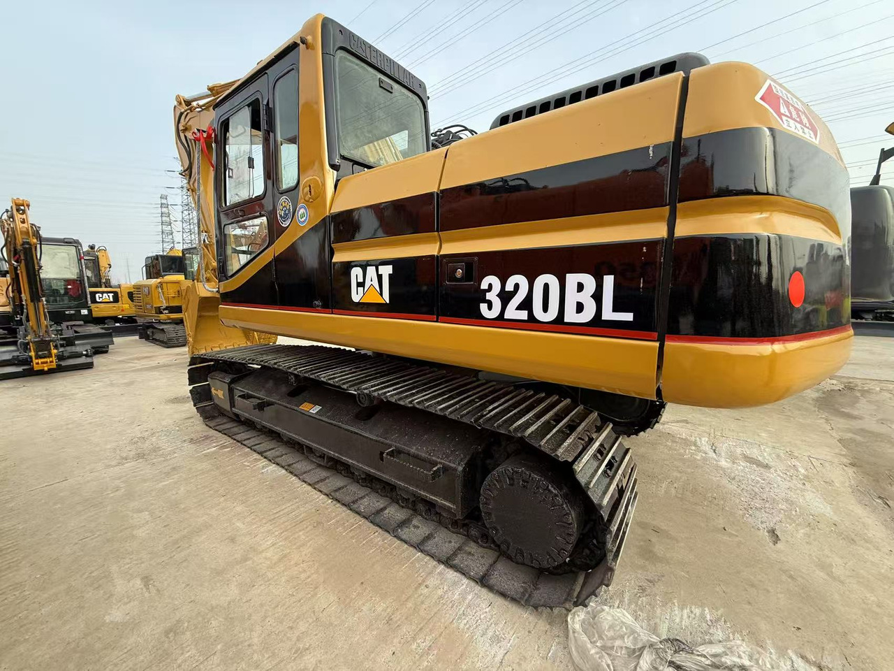 CATERPILLAR 320b - Верижен багер: снимка 3 CATERPILLAR 320b - Верижен багер: снимка 3