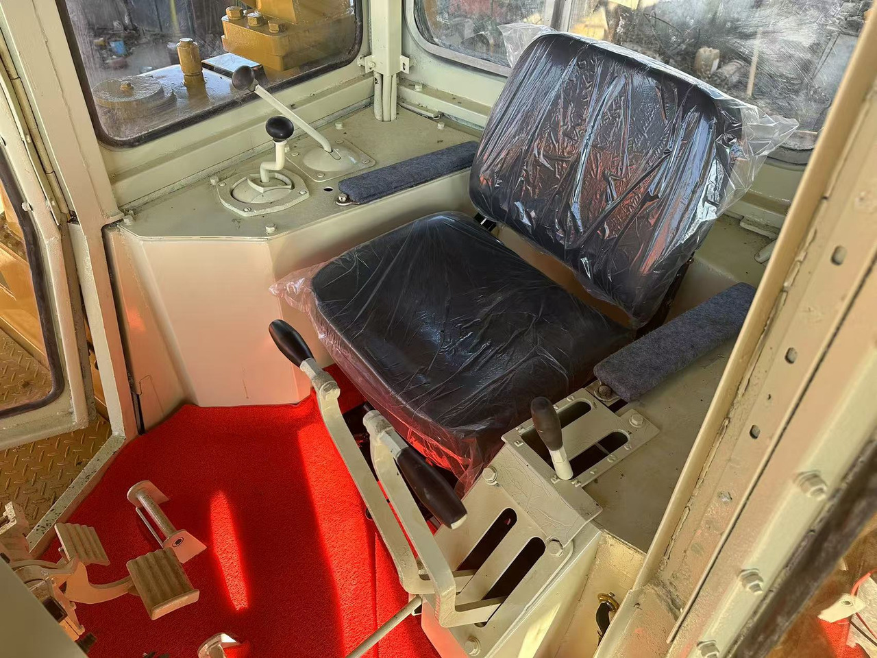 Булдозер CATERPILLAR D8r [ Copy ] [ Copy ] [ Copy ] [ Copy ] [ Copy ] [ Copy ]: снимка 17