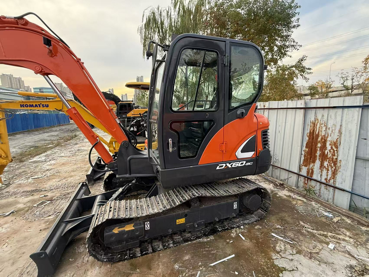 DOOSAN Used large Doosan DX60 excavators, original DX60 used excavators, 6-ton DX60 hydraulic excavators, best-selling at low prices. - Мини багер: снимка 4 DOOSAN Used large Doosan DX60 excavators, original DX60 used excavators, 6-ton DX60 hydraulic excavators, best-selling at low prices. - Мини багер: снимка 4