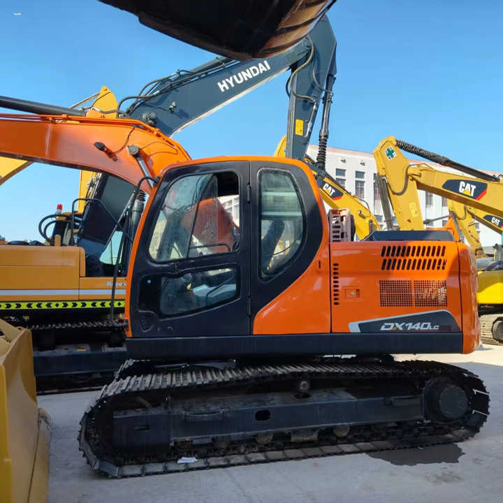 Excellent Condition Korea Brand Dooan Dx140 Excavator in Stock Used Doosan Dx140 225 300 Excavator Low Working Hours on Sale - Багер: снимка 1 Excellent Condition Korea Brand Dooan Dx140 Excavator in Stock Used Doosan Dx140 225 300 Excavator Low Working Hours on Sale - Багер: снимка 1
