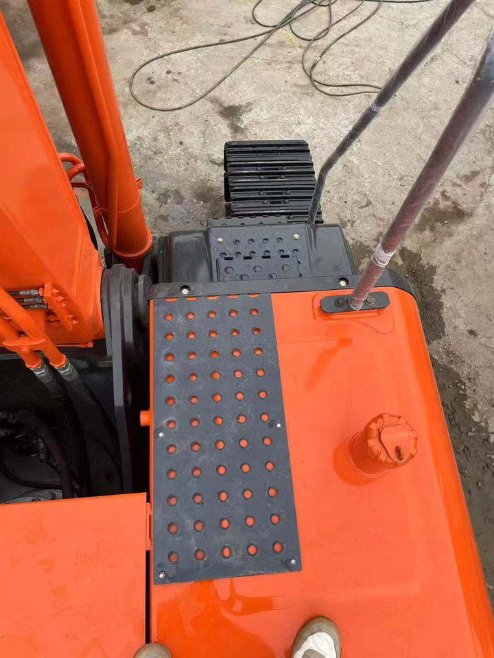 Верижен багер HITACHI 350-5g [ Copy ] [ Copy ] [ Copy ]: снимка 11