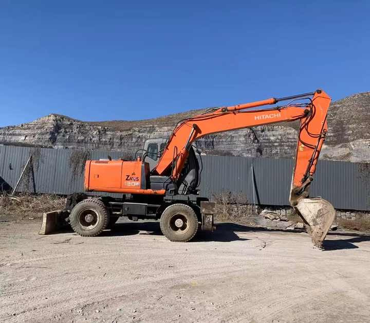HITACHI ZX300 Excavator, Original Japan Surplus Hitachi ZX300 for Sale - Багер: снимка 3 HITACHI ZX300 Excavator, Original Japan Surplus Hitachi ZX300 for Sale - Багер: снимка 3
