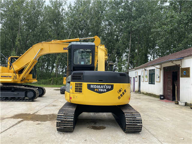 High Quality Used Crawler Excavator komatsu Pc78 Pc128 Pc138 Pc200-8 Pc220-8 Pc240-8 Excavator - Багер: снимка 5 High Quality Used Crawler Excavator komatsu Pc78 Pc128 Pc138 Pc200-8 Pc220-8 Pc240-8 Excavator - Багер: снимка 5