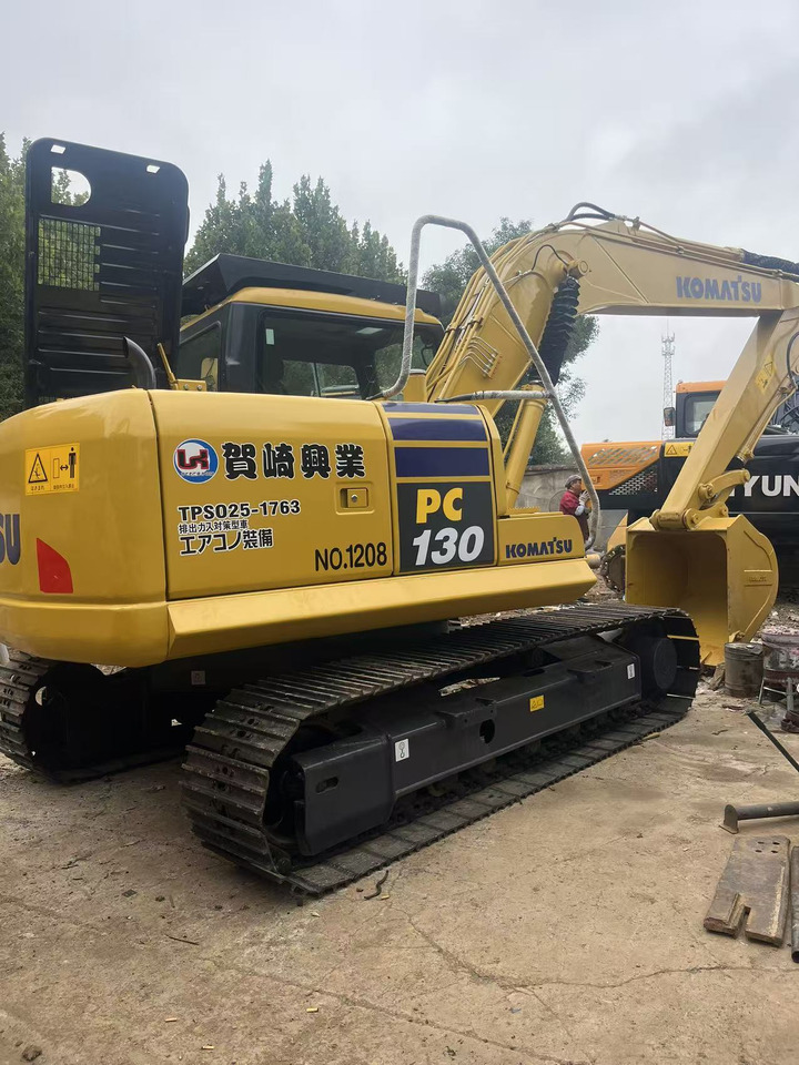 KOMATSU PC130 - Верижен багер: снимка 1 KOMATSU PC130 - Верижен багер: снимка 1
