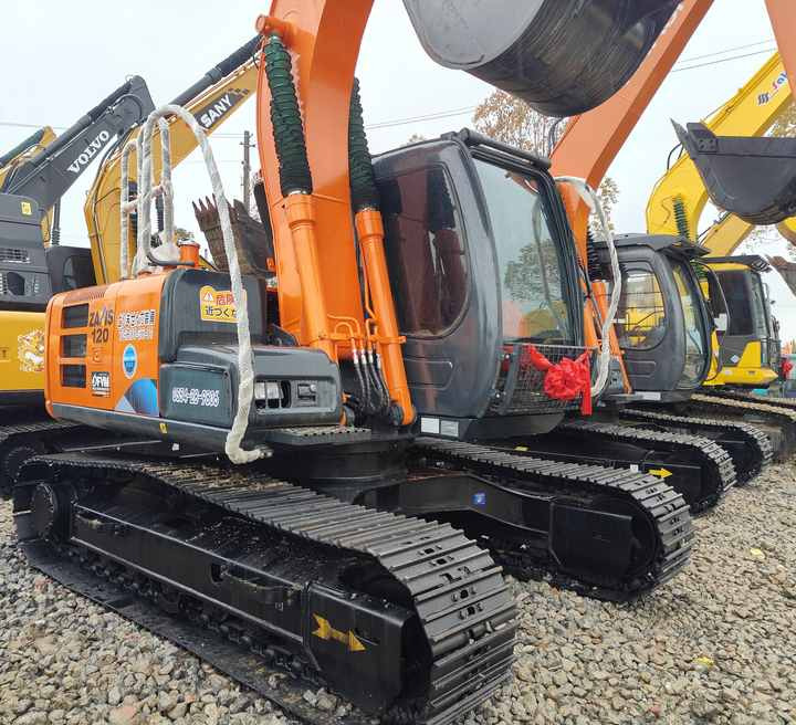 Original Hitachi ZX120 Crawler Excavator Low Hours Perfect for Various Projects Available Used Excavators for Sale - Верижен багер: снимка 3 Original Hitachi ZX120 Crawler Excavator Low Hours Perfect for Various Projects Available Used Excavators for Sale - Верижен багер: снимка 3
