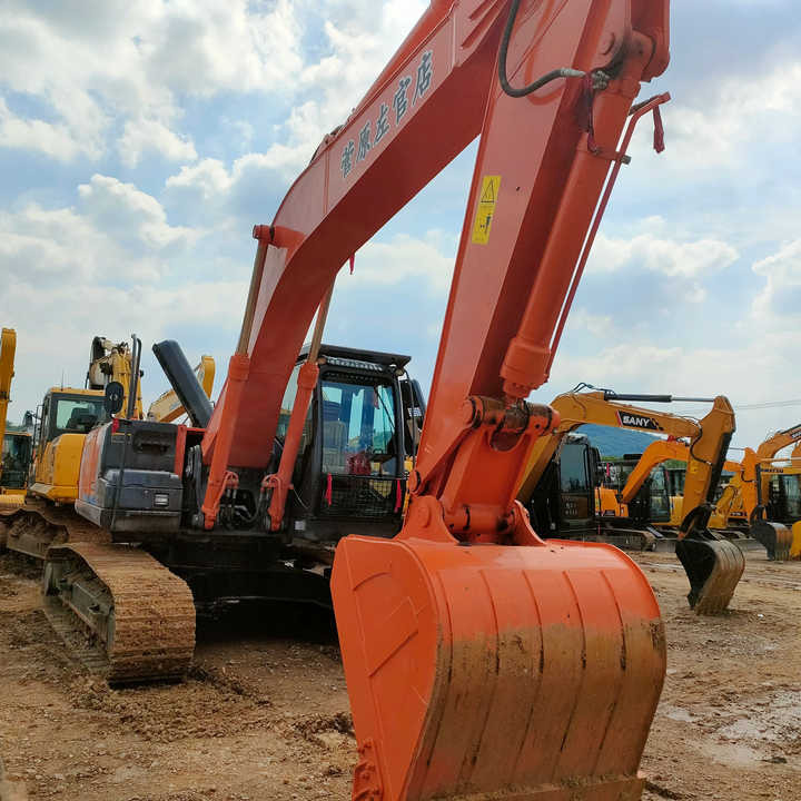 Original Japan Hitachi ZX240 Excavator Hitachi Excavator in Low Price for Hot Sale - Верижен багер: снимка 5 Original Japan Hitachi ZX240 Excavator Hitachi Excavator in Low Price for Hot Sale - Верижен багер: снимка 5