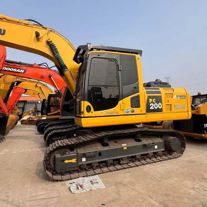 PC200-8 Low Working Hour Second Hand 20 Ton Excavator Komatsu Pc200-8 Crawler Excavator Used Komatsu Excavator PC200-8N1 - Багер: снимка 1 PC200-8 Low Working Hour Second Hand 20 Ton Excavator Komatsu Pc200-8 Crawler Excavator Used Komatsu Excavator PC200-8N1 - Багер: снимка 1