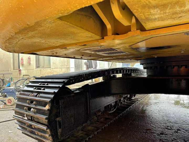 Used Digger CAT 323D2L Construction Machinery Construction Digger Used CAT 323D2L Cheap Excavator - Верижен багер: снимка 4 Used Digger CAT 323D2L Construction Machinery Construction Digger Used CAT 323D2L Cheap Excavator - Верижен багер: снимка 4