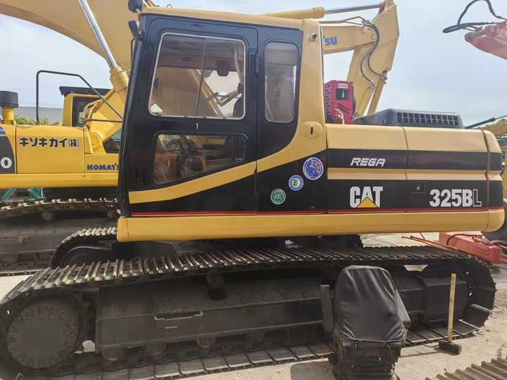 Used Digger CAT 325BL Construction Machinery Construction Digger Used CAT 325BL Cheap Excavator - Верижен багер: снимка 2 Used Digger CAT 325BL Construction Machinery Construction Digger Used CAT 325BL Cheap Excavator - Верижен багер: снимка 2