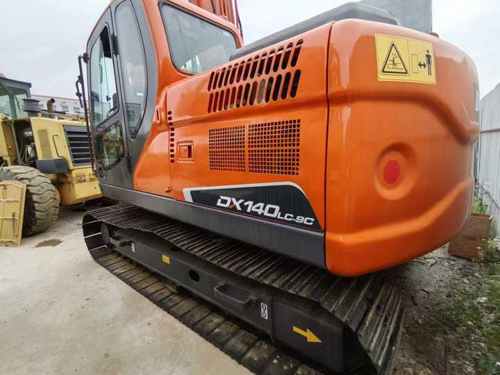 Used Digger DOOSAN DX140 Construction Machinery Construction Digger Used DOOSAN DX140 Cheap Excavator - Верижен багер: снимка 4 Used Digger DOOSAN DX140 Construction Machinery Construction Digger Used DOOSAN DX140 Cheap Excavator - Верижен багер: снимка 4