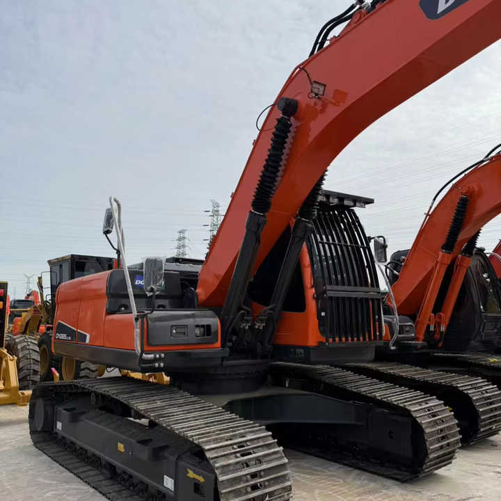 Used Digger Doosan DX225LC-9T Construction Machinery Construction Digger Used Doosan DX225LC-9T Cheap Excavator - Верижен багер: снимка 1 Used Digger Doosan DX225LC-9T Construction Machinery Construction Digger Used Doosan DX225LC-9T Cheap Excavator - Верижен багер: снимка 1