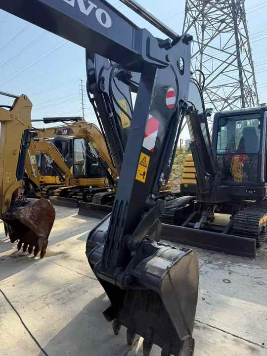 Used Digger VOLVO EC60D Construction Machinery Construction Digger Used VOLVO EC60D Cheap Excavator - Мини багер: снимка 4 Used Digger VOLVO EC60D Construction Machinery Construction Digger Used VOLVO EC60D Cheap Excavator - Мини багер: снимка 4