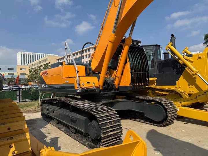 Used HYUNDAI305lc-9c Hydraulic Excavator with Excellent Performance hyundai Running Working Condition Low Price for Sale - Багер: снимка 3 Used HYUNDAI305lc-9c Hydraulic Excavator with Excellent Performance hyundai Running Working Condition Low Price for Sale - Багер: снимка 3