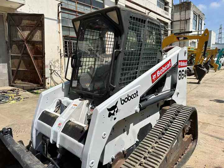 Used Heavy Construction Equipment Crawler bobcat T864 Second Hand Smaller Skid Steers Used Machine for Sale - Мини челен товарач: снимка 5 Used Heavy Construction Equipment Crawler bobcat T864 Second Hand Smaller Skid Steers Used Machine for Sale - Мини челен товарач: снимка 5