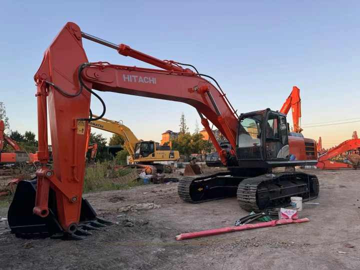 Used Original Japan Brand Hitachi Zx350-5 Excavator for Sale Hitachi Zx200 350 Excavator - Багер: снимка 4 Used Original Japan Brand Hitachi Zx350-5 Excavator for Sale Hitachi Zx200 350 Excavator - Багер: снимка 4