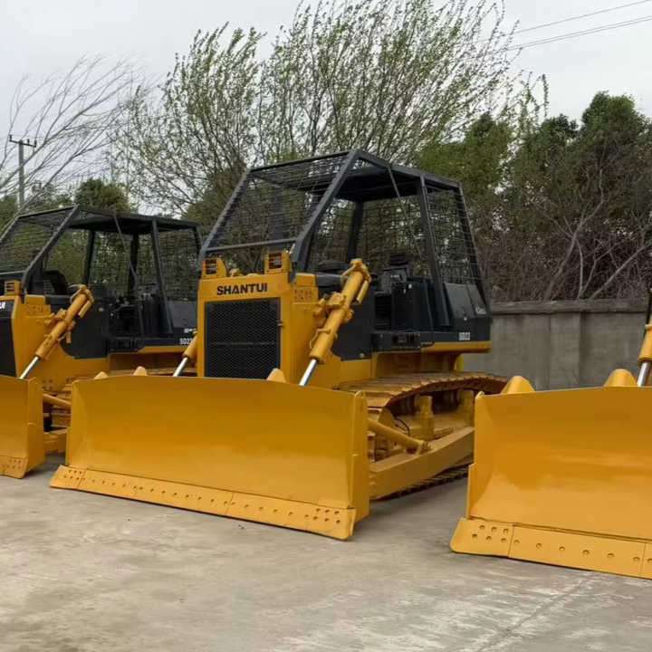 Used Shantui SD22 New Model Bulldozer Second Hand Machine Popular Brand Shantui Hydraulic Machinery - Булдозер: снимка 1 Used Shantui SD22 New Model Bulldozer Second Hand Machine Popular Brand Shantui Hydraulic Machinery - Булдозер: снимка 1