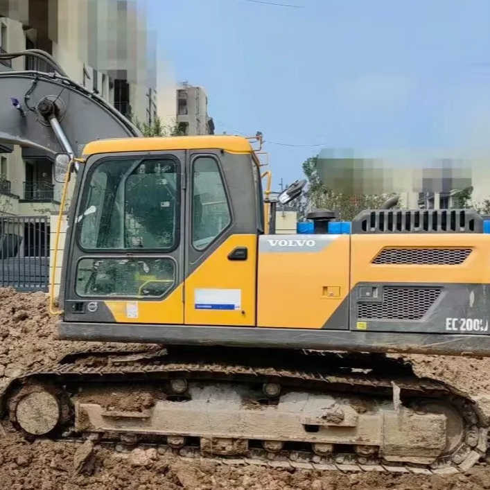 Used Volvo Brand Original EC200B Model Excavator with Good Working Condition for Sale - Верижен багер: снимка 2 Used Volvo Brand Original EC200B Model Excavator with Good Working Condition for Sale - Верижен багер: снимка 2