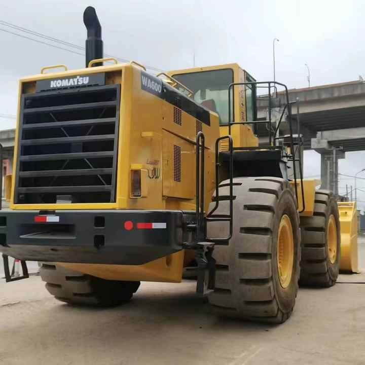 Used Wheel Loader Komatsu WA600-3 Good Working Condition High Quality Nice Price Original Japan Machine - Колесен товарач: снимка 1 Used Wheel Loader Komatsu WA600-3 Good Working Condition High Quality Nice Price Original Japan Machine - Колесен товарач: снимка 1