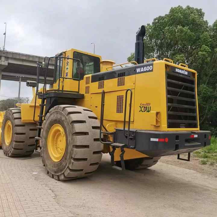 Used Wheel Loader Komatsu WA600-3 Good Working Condition High Quality Nice Price Original Japan Machine - Колесен товарач: снимка 3 Used Wheel Loader Komatsu WA600-3 Good Working Condition High Quality Nice Price Original Japan Machine - Колесен товарач: снимка 3