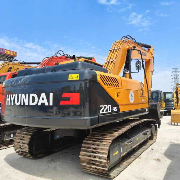Used hyundai 220-9 Excavator with Good Performance for Sale - Багер: снимка 3 Used hyundai 220-9 Excavator with Good Performance for Sale - Багер: снимка 3