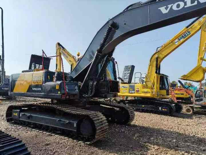 Used volvo ec240 excavator for sale korea brand volvo ec210 240 250 290 300 excavator for sale - Багер: снимка 2 Used volvo ec240 excavator for sale korea brand volvo ec210 240 250 290 300 excavator for sale - Багер: снимка 2