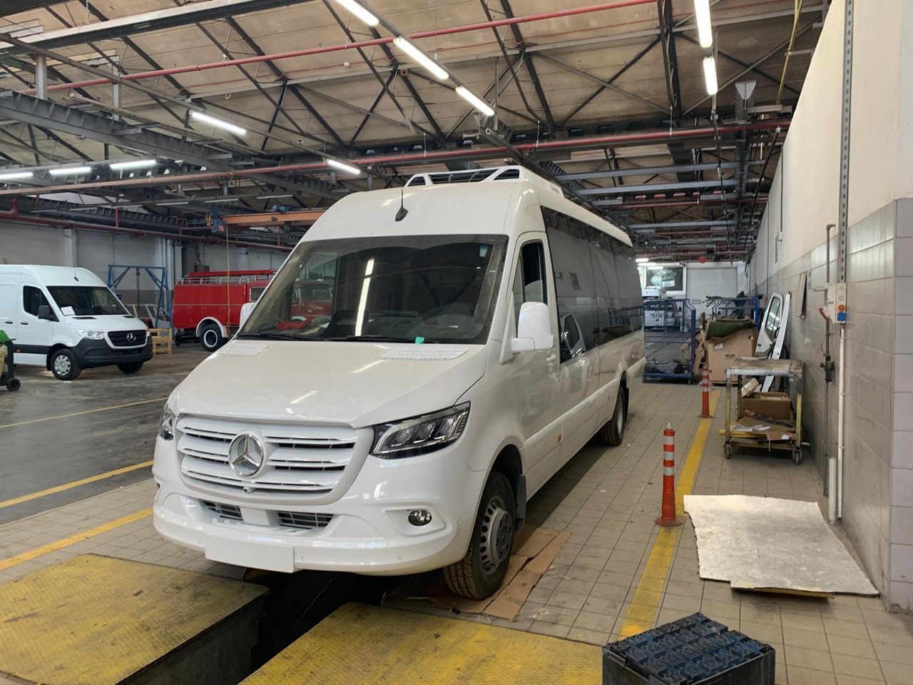 MERCEDES-BENZ SPRINTER 519 - Микробус, Пътнически бус: снимка 3 MERCEDES-BENZ SPRINTER 519 - Микробус, Пътнически бус: снимка 3