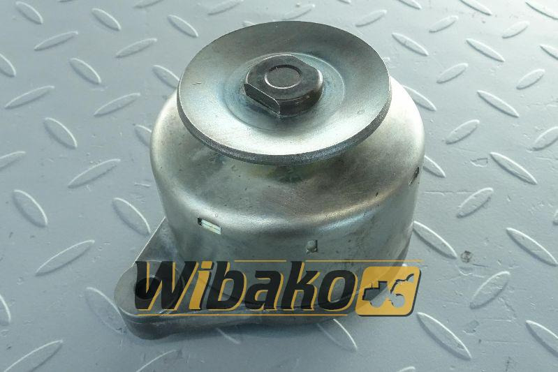 Alternator for engine Kubota D722 15531-64010 - Алтернатор: снимка 1 Alternator for engine Kubota D722 15531-64010 - Алтернатор: снимка 1