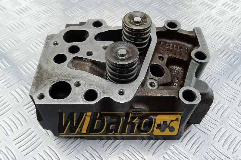 Cylinder head Liebherr 9276891 - Глава на блока за Строителна техника: снимка 1 Cylinder head Liebherr 9276891 - Глава на блока за Строителна техника: снимка 1