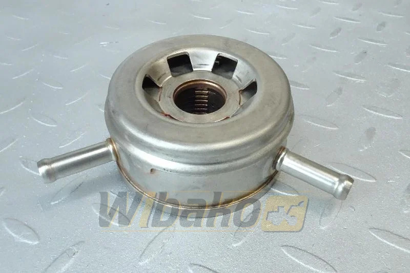 Denso 124100-7550 - Маслен охладител за Строителна техника: снимка 1 Denso 124100-7550 - Маслен охладител за Строителна техника: снимка 1